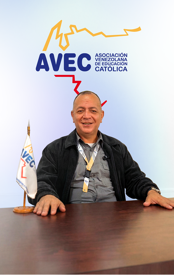 Gerson Chacón, Presidente AVEC
